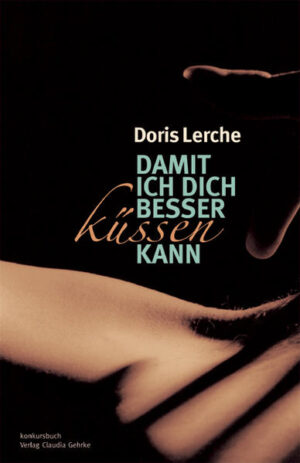 Mal schmachtet sie ihm nach, mal er ihr, mal fühlt er sich zu lieblos geküsst, mal sie. Doris Lerche, Fachfrau für ernste Scherze (FAZ), greift mit ihren poetisch-grotesken Geschichten beherzt ins weitgefächerte Spektrum geschlechtlicher Liebe mit all seinen Bettdesastern, inkompatiblen Sehnsüchten, libidinösen Verwirrungen, emotionalen Abstürzen. Unverblümt spricht sie Dinge aus, die wir am liebsten verschweigen. Sie rührt an Tabus - in unserer angeblich tabulosen Zeit. Die trotzig-Pubertierende kommt ebenso zu Wort wie die wütend-Liebeshungrige jenseits des Klimakteriums. Der betrogene Ehemann genauso wie die betrügende Geliebte. In alle fühlt Doris Lerche sich ein: in die Bindungsängstliche, den besessenen Liebhaber, die Tantrageschulte, den ehemüden Manager, die abgebrühte Dreißigjährige, die romantische Achtzigjährige. Doris Lerches immer wieder variiertes Thema ist unsere unermüdliche Suche nach dem Glück, das wir mit ausgeklügelten Strategien verhindern. Doch bei all ihrer Lust am Desaster, unterschwellig spürt man in Doris Lerches Geschichten eine vitale erotische Spielfreude jenseits genormter Sex-Programme. So wird urplötzlich aus Befangenheit Neugierde, aus Angst Begehren, aus Abwehr Vergnügen.