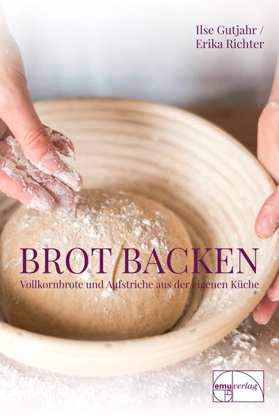 Brot backen macht Spass! Die Handhabung von Natursauerteig und Hefeteig ist im Grunde kinderleicht. Mit den richtigen Zutaten und bei der richtigen Temperatur kümmert sich der Teig um sich selbst - Sie müssen ihm dann nur noch etwas einheizen! Und wenn Sie am Ende das selbst hergestellte Brot genießen, wissen Sie sogar, was drin ist. Der Genuss von frischem Brot oder Brötchen wird erst perfekt durch einen köstlichen Aufstrich: Am Ende dieses Buches finden Sie in 16 neuen Rezepten leckere und gesunde Alternativen zum üblichen Käse-Wurst-Marmelade-Einerlei.