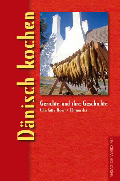 Gemütlichkeit, Hygge, wird in Dänemark großgeschrieben und drückt sich vor allem im Essen aus. Zu den gemeinsamen Mahlzeiten, ob Frühstück oder Middag - das, anders als der Name vermuten lässt, erst gegen Abend eingenommen wird -, trifft sich die ganze Familie. Dann wird serviert, was Land und Meer hergeben: Fisch in allen Variationen, Fleisch, Brot, Käse und frisches Gemüse. Besonders beliebt ist Flæskesteg, ein knuspriger Schweinebraten mit Rotkohl und karamellisierten Kartoffeln. Und die berühmten Æbleskiver (Krapfen) sowie anderes köstliches Gebäck bleiben nicht nur der Festtagstafel vorbehalten. Nach diesem oft üppigen Essen wird dann gern ein nach alter dänischer Sitte angesetzter Schnaps wie Blåbærsnaps (mit Blaubeeren und Heide) oder Aalborg Aquavit (mit Kümmelaroma) als Verdauungshilfe genossen. Das Einzigartige an Dänemarks Küche ist aber sicher die Brotkultur. Wer einmal vor einem Smørrebrødsforretning (Butterbrotgeschäft) gestanden hat, weiß, was für ein unglaublich farbenfroher Augenschmaus das sein kann. Das Schwarzbrot, Rugbrød, ist mit viel Liebe belegt und häufig geschmückt, als handele es sich um einen Weihnachtsbaum. Willkommen in der dänischen Geborgenheit und Velbekommen (Guten Appetit)!