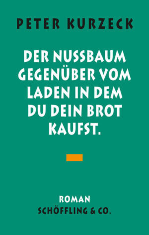 Wer bin ich? Wo und in welchem Jahr? Fragen treiben den Erzähler um, während er in einer nicht genannten Kleinstadt von Eckkneipe zu Eckkneipe wandert und sich dabei Erinnerungen an seine Vergangenheit - und Gegenwart? - hingibt. Er schildert die Alltäglichkeiten und Schwierigkeiten seines und des Lebens im Allgemeinen und macht sich Gedanken über den Säufer Plaschko und die Vergeblichkeit eines Bankraubs. Mit dem Roman »Der Nußbaum gegenüber vom Laden, in dem du dein Brot kaufst« mit dem kämpferischen Untertitel »Die Idylle wird bald ein Ende haben!« gab Peter Kurzeck 1979 sein literarisches Debüt. Bereits hier ist sein später legendär gewordener suchender Erzählstil unverkennbar. Lustvolle Abschweifungen in Klammern und Fußnoten machen den Roman in seinem Œuvre einzigartig. Die Neuausgabe enthält ein Nachwort des Schriftstellers und Kurzeck-Kenners Andreas Maier.