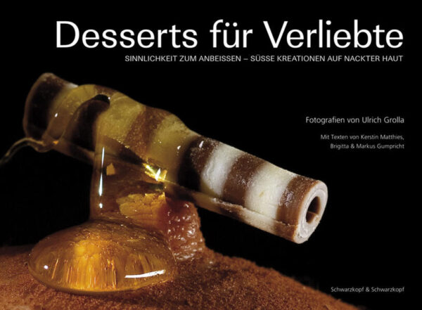 Food-Fotografie ist eine Kunst für sich. Essen darf hier nicht nur nach Essen aussehen, sondern muss förmlich duften, den Appetit anregen und alle Sinne des Betrachters reizen. Und gerade bei Desserts muss kunstvoll komponiert werden, damit ein ansprechendes Arrangement entsteht. Eine doppelte Herausforderung ist es, wenn noch die Aktfotografie hinzukommt. Denn auch der Körper des Models soll perfekt aussehen und seine eigene Ausstrahlung entfalten können. Der Fotograf Ulrich Grolla versteht es meisterhaft, Food-Fotografie mit Aktfotografie zu kombinieren. Seine Models strahlen eine selbstverständliche Natürlichkeit aus und man kann sich kaum eine appetitlichere Unterlage für die leckeren Desserts vorstellen. Mit geschultem Auge und viel Liebe zum Detail arrangiert Grolla Süßes und Fruchtiges wie Beeren, Kirschen, Ananas und Kiwis auf nackter Haut, kombiniert sie mit Honig, Schokoladensauce, Zimt oder Zucker auf Busen, Bauch oder Rücken seiner Models. Götterspeise, zartes Mousse und Eis schmiegen sich an weibliche Rundungen, Sahnehäubchen mit Schokostreuseln krönen den Busen, Sekt perlt auf zarter Haut - Bilder, die dem Betrachter das Wasser im Mund zusammenlaufen lassen. Grolla schafft es so, prickelnde Erotik und Sinnlichkeit zum Anbeißen zu vermitteln. Den farbigen und schwarzweißen Fotografien ist eine kleine Kulturgeschichte des Desserts beigefügt. Zahlreiche außergewöhnliche Rezepte laden zum Ausprobieren und Nachmachen ein.