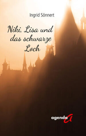 Endlich Sommerferien! Anstatt eine Reise mit seinen Freunden zu unternehmen, muss der zehnjährige Niki drei Wochen bei seinen Großeltern in der Freiheit Raesfeld verbringen. Dort trifft er die neunjährige Lisa. Sie freunden sich an und entdecken an einer alten Mühle im Raesfelder Tiergarten ein schwarzes Loch. Durch den überraschenden Fall in dieses Loch landen sie in der Freiheit im Jahr 1646. Es ist die Zeit des Dreißigjährigen Krieges und des Baus von Schloss Raesfeld. Sie treffen das gleichaltrige Mädchen Elsken. Als sie vom Plan einer Entführung des Schlossherren, Graf Alexander von Velen, erfahren, zögern sie nicht, einen Rettungsplan zu schmieden. Gemeinsam gelingt es ihnen, trotz vieler Gefahren, mit Mut und Waghalsigkeit, die Entführung durch hessische Söldner zu verhindern. Der Weg zurück in ihre Zeit ist nicht einfach zu finden. Aber alle Widerstände und Hindernisse können sie beherzt überwinden. Ingrid Sönnert M.A., geboren 1954 in ­Rheydt, arbeitete bis 1981 als Erzieherin. Nach dem Studium der Geschichte und Volkskunde in Münster arbeitete sie bis 1991 bei der Gemeinde Raesfeld und schrieb verschiedene Bücher zur Gemeindegeschichte. Nach der Mitarbeit am Aufbau des Horst-Stoeckel-Museums für die Geschichte der Anästhesiologie der Universität Bonn und als Mitarbeiterin verschiedener Zeitungen leitete sie bis 2018 das Stadtarchiv Meckenheim.