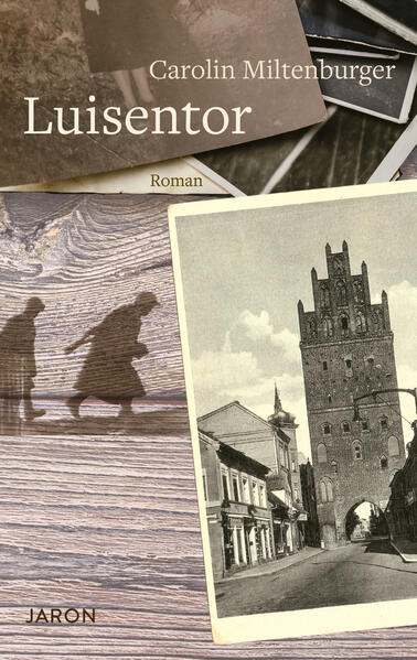 Berlin 1990 - eine Stadt im Umbruch. Anna kommt zum Studium aus Westdeutschland in die Stadt und wohnt bei ihrem Großvater Ludwig. In seiner Wohnung entdeckt sie, versteckt in den Tiefen des Bücherregals, Bücher aus der NS-Zeit. Doch Ludwig weicht ihren Fragen aus, er scheint Angst zu haben. Auf ihrer Suche nach Antworten erfährt Anna von den Massenselbstmorden in Demmin am Ende des Zweiten Weltkriegs. Bald dämmert ihr, dass die Großeltern ihren Eltern und ihr vieles verschwiegen haben … „Luisentor“ erzählt von einer Familie auf der Suche nach ihrer eigenen Geschichte - vor dem Hintergrund der Tragödie in Demmin, über die bis heute kaum jemand spricht.