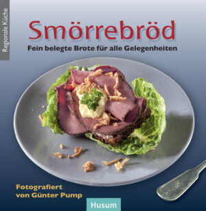 Smörrebröd - Fein belegte Brote für alle Gelegenheiten Wehe dem, der Smörrebröd nur als Frühstücks- oder Abendbrot ansieht - schließlich handelt es sich bei dem dänischen Exportschlager um ein kompaktes Festessen aus der kalten Küche. Schon der Anblick der überreich belegten und dekorierten Stücke ist ein Genuss, die stilgerechte Zubereitung eine Kunst für sich. Fisch und Fleisch spielen dabei eine herausragende Rolle, doch auch Gemüse und sogar Süßes sind beim Smörrebröd beliebt. Günter Pump hat sich in unserem nördlichen Nachbarland auf die Suche nach den schönsten Rezepten begeben und dabei natürlich auch die „Klassiker“ aufgenommen, die unter Namen wie Sol over Gudhjem oder Dyrlægens natmad jedem Kind in Dänemark ein Begriff sind. Seine Anleitungen geben eine Fülle von Anregungen für Kreationen, die bei der nächsten Essenseinladung Furore machen werden. Inhalt: Anchovisfilet mit Ei und Tomate · Back-Camembert mit Preiselbeeren · Bacon und Gurkensalat auf Leberpastete · Bacon und Tomaten auf Rührei · Bärlauch mit Salami · Bananenbrot · Birnen auf Danablu · Bratengelee auf Bauernmettwurst · Corned-Beef mit Orangenscheibe und Backpflaumen · Danablu-Käse mit Radieschen · Ei auf Lachsschinken · Ei auf Räucherlachs · Feigen und Weintrauben auf Weichkäse · Frischkäse und Erdbeeren · Gemüsesalat auf Bratenkasseler · Gekochter Schinken auf Rote Bete und Sellerie-Salat · Geräucherter Aal auf Rührei · Grönlandkrabben auf Avocadoscheiben · Hähnchenbrustfilet mit Früchten · Heringsröllchen auf Radieschen · Hüttenkäse auf Obstsalat · Kasseler-Aufschnitt auf Gemüsesalat · Kaviar auf Ei · Kieler Sprotten auf Tomaten · Leberpastete, Frühstücksspeck und Champignons · Marinierter Hering · Matjes auf Apfelscheiben · Matjesfilets mit Preiselbeerschmand · Meerrettichstreifen auf Rindersaftschinken · Metthack mit Zwiebelringen · Mixed Pickles mit Schinken · Nachtmahl des Tierarztes · Nordseekrabben und Ei · Radieschen, Gurke und Räucherkäse · Roastbeef mit Remoulade und Röstzwiebeln · Rohes Ei und Zwiebeln auf Tatar · Rollwurst garniert mit Bratengelee · Schinkenbraten mit Kruste · Schnittkäse auf Rote-Bete-Salat · Sonne über Gudhjem · Spargel im gekochten Schinken · Sternschnuppen