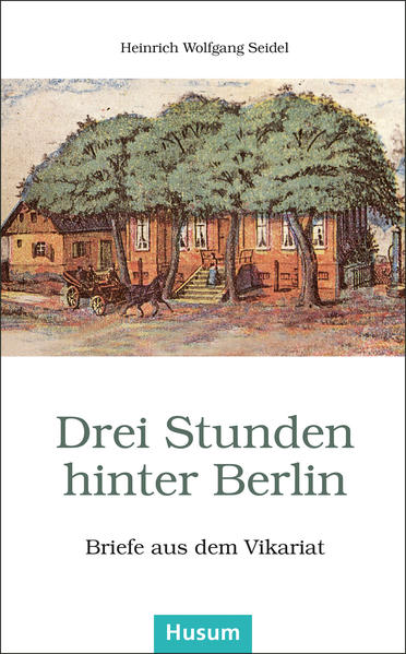 Wir schreiben das Jahr 1902. Ein ganzes Jahr lang berichtet Heinrich Wolfgang Seidel in Briefen seinen Eltern in Groß-Lichterfelde (heute Berlin) "tausend traurige und lustige Geschichten". Er erlebt sie im uckermärkischen Flecken Boitzenburg, wo Pfarrer Dreising den jungen Vikar in seinen Beruf einführt. Über den Häusern thront das Schloss der Arnims. Graf Dietlof ist Kirchenpatron und nimmt diese Aufgabe sehr ernst. Feste werden gefeiert, wie sie fallen. Die Beerdigung von Kindern und Selbstmördern verleiht dem Alltagsleben tragische Züge. Einmal hält Seidel im benachbarten Kröchlendorff den Gottesdienst und nach dem anschließenden Mittagessen im Schloss zeichnet er das Tischgespräch mit der Gutsherrin auf. Sie heißt auch Arnim und ist Otto von Bismarcks Schwester. "Da reiht sich eine herrliche Einzelschilderung an die andere", schreibt Klaus Seehafer in der Oldenburgischen Volkszeitung zur Neuausgabe von "Drei Stunden hinter Berlin". Es erstünde "eine Welt, die man lieben kann." Für Albert von Schinding (Süddeutsche Zeitung) ist Seidel ein "geborener Erzähler", dessen "epistolarisches Genie" den Leser bezaubere.