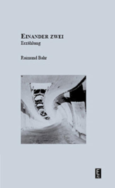 Einander zwei ist eine Erzählung. Einander zwei ist ein Reisebericht. Protagonisten: Paul & Karla Ort: Argentinien Paul Seit einem Jahr bereist er Südamerika von Norden nach Süden. Seine Reise geht zu Ende. Reisen ist ihm zur Heimat geworden. Ankunft, Aufbruch, Unterwegssein sind sein Alltag. Abenteuer würde bedeuten, nach Wien zurückzukehren. Zurück in jene Heimat, die er ein Jahr zuvor fluchtartig verlassen hatte. Karla Sie ist auf Urlaub. Reise ist für sie Abenteuer. Sie hat genau zweiundzwanzig Tage. Sie ist auf der Suche nach der Fremde. Heimkehren nach Berlin bedeutet für sie, in einen Alltag zurückzukehren, der sie unglücklich, lieblos und hart gemacht hat. Sie ist auf der Suche nach Perspektiven. Die Erzählung beginnt mit der Ankunft von Paul und Karla in Usuhaia (Feuerland). Von Usuhaia folgt der Erzähler den beiden Protagonisten der Geschichte sieben Tage durch Argentinien. „Karla blickte dem Mann nach, der sich auf die Eingangstür zubewegte. Sie selbst blieb überrascht stehen. Der Mann forderte sie mit winkenden Händen auf, ihm zu folgen. Einen kurzen Augenblick schloß Karla die Augen, versuchte sich zu konzentrieren, so als könne sie den Mann wegdenken, sich ganz auf sich selbst zurückziehen. Doch als sie die Augen wieder öffnete, stand der Mann immer noch in der Haustür ...“