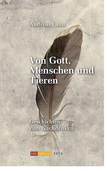 „Zum Glück war Jesus kein Theologe“, scherzte Wehbischof Andreas Laun einmal in einer gemütlichen Runde, „Er hätte uns vielleicht langweilige Vorträge hinterlassen und gelehrte Bücher! So aber hat er Geschichten erzählt …“ In seinem neuen Buch erzählt Laun Geschichten-und das finden Sie in keiner seiner anderen Veröffentlichungen! Die hier gesammelten Erzählungen von Andreas Laun sind für Erwachsene. Geschichten über Gott und die Welt, Erlebnisse von verschiedensten Personen und Tiermärchen, die wie Gleichnisse anmuten. Aber die eine oder andere werden auch unsere Kinder gerne hören-und verstehen. Ein Buch zum Entspannen, leicht zu lesen und trotzdem mit Tiefgang. Wie im Untertitel versprochen: Geschichten zum Nachdenken!