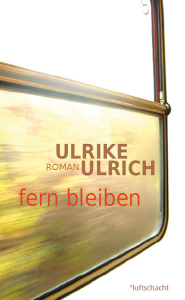 Lo fährt Zug. Sie bricht auf, um Job, Freunde, Verwandte und Liebhaber hinter sich zu lassen. Sie fährt ICE, ICN, TGV, Talgo, sie schläft im DNZ, im CNL, im Euronight. Zwischen Hamburg und Zagreb, Irun und Warschau macht sie nicht Halt, steigt immer nur um, trifft Menschen und verliert sie wieder aus den Augen. Wie eine Roulettekugel, sagt Lo. Solange sie sich bewegt, ist alles noch möglich. Mit den Zurückgebliebenen hält sie nur über email und sms Kontakt. Sie wäscht und duscht in den Bahnhöfen, betritt die Städte nur im Notfall, bleibt nie über Nacht. Bis sie in Wien auf David trifft. Das Ende der Reise? Oder nur ein weiteres Etappenziel? Behutsam und mit fein gesponnener Sprache folgt Ulrike Ulrich in ihrem Debütroman fern bleiben den Spuren ihrer Protagonistin auf ihrer Suche nach dem richtigen Halt quer durch ganz Europa.