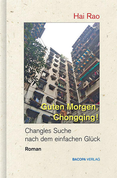 Eindringlich schildert der Roman bescheidene Träume und kleines Glück im Alltag der Protagonisten, deren neue Hoffnungen aber mit dem Verlust der eisernen Reisschüssel einhergehen und mit immer wieder neuen Schicksalsschlägen und neuen Sorgen hart auf die Probe gestellt werden. Unbeugsamer trotziger Lebensmut, Liebenswürdigkeit und Naivität kennzeichnen die Romanfiguren, denen allerdings neben familiärer Harmonie und Solidarität auch Streit, Konflikte, Hartherzigkeit und Egoismus im eigenen und weiteren Umfeld nicht fremd sind, oft und gerade in der Folge ihrer finanziellen und gesundheitlichen Krisen und existenziellen Bedrohungen. Das Buch liefert außerordentlich anschauliche und authentische Einblicke in die städtische Lebenswelt der kleinen Leute in China.