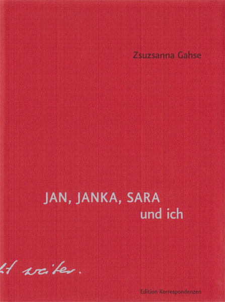 Dreiundzwanzig Personen sprechen über ihre Beobachtungen, mal einsilbig, mal lakonisch oder verärgert, mitunter sind sie glücklich. Ihre Gemeinsamkeit ist, dass sie nicht abgehört werden wollen. Sie möchten offen und ungefiltert sagen, was sie meinen, und ihre Reden archiviert wissen. Für ihre Sprachaufzeichnungen begeben sie sich in ein Tonstudio in Büren, einer im Eiltempo wachsenden Stadt am Wellenberg. Jan, Janka, Karl, Cara heißen einige der Hauptpersonen, sie wohnen im Ort und sprechen regelmäßig auf Band, aber auch Durchreisende kommen im Tonstudio vorbei, um ihre Eindrücke von der sich ausbreitenden Stadt beizusteuern. Hinzu kommt eine weitere Person namens Ich. Im Gegensatz zu den Bewohnern von Büren lebt sie im Tal, und sie spricht nicht, sondern notiert ihre Überlegungen. Das Geschehen am Wellenberg ist für sie quasi ein Bühnenstück. Zsuzsanna Gahse hat mit "JAN, JANKA, SARA und ich" vielstimmige Geschichten über das Urbane geschrieben, voller lebendiger Charaktere und Temperamente. In einer hinreißenden Sprache schafft sie ein plastisches Bild von den neuen Lebens- und Beziehungsformen in der globalen Gesellschaft.