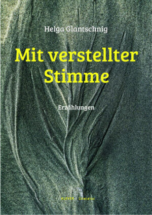 In autobiographischer Form entstehen Texte, die sich wie Erzäh­lungen lesen. Das Ich schlüpft in das Kleid einer Person, eines Tiers, einer Pflanze oder eines Dings und erzählt mit deren Zunge, als handle es sich (in Wirklichkeit) nicht um das, was es ist. Die etwa gleich langen bzw. kurzen Geschichten ver­weisen auf die zwangsläufige Künstlichkeit alles Erzählten. Helga Glantschnig schreibt an der Grenze, an der Sprache aufhören darf, etwas genau zu bedeuten und die Freiheit gewinnt, poetischer Ausdruck zu sein. Das Überraschende ist, dass man nie genau weiß, wo die Trennlinie verläuft. Zu Wort kommen etwa: eine Ruine, ein Eindring­ling, ein Paar Bergschuhe, eine Großmutter, ein Brief­kasten, eine Tote, ein Wirt, eine Kurzsichtige, ein Maulwurf, ein Einzelgänger, ein Sterbender, ein Türvorleger, ein Kater, ein Selbstmörder, ein Engel.