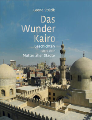 Leone Strizik widmet seit Jahre ihr Interesse der islamischen Kunst, Kultur und Lebensweise in Kairo. Sie beschreibt Menschen, Situationen, islamische Profan- und Sakralbauten und christliche Kirchen. Sie führt die Leser durch Straßen, enge Gassen und über Märkte dieser mitreißenden Stadt. Auch wer nicht vor Ort ist, zeichnet die bildhafte Ausdrucksweise genügend Details um sich vorzustellen zu können, dort zu sein. Ein Buch über Kairo, wie es bisher kaum bekannt geworden ist.