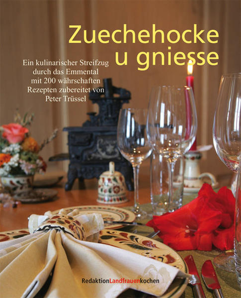 Eine Region erfahren lässt sich auf mannigfaltigste Weise: Sei es durch Bücher, Bilder, Wanderungen - oder den Blick in ihre Küche. Seine Leidenschaft für das Kochen und Essen und seine Liebe zum Emmental drückt Peter Trüssel in seinem Buch aus. Zahlreiche Rezepte hat er in den letzten Jahren gesammelt, mit Köchen alteingesessener Gasthöfe gesprochen und ihnen manch gut behütetes Küchengeheimnis entlockt. Illustriert ist der Band mit Aufnahmen eines alten Emmentaler Gewerbes, nämlich des Töpferhandwerks. Die Bilder zeigen das traditionelle Langnauer Geschirr und als Gegensatz dazu moderne Kreationen.