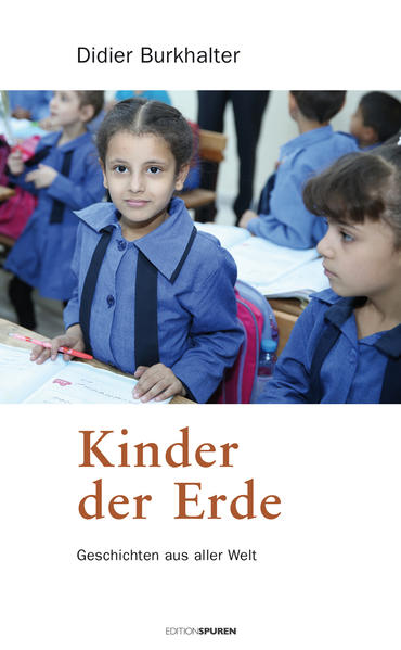 Sie heißen Ahmed, Laurence, Imane, Merveille und Destin. Diese jungen Menschen leben in Regionen der Erde, aus denen uns selten gute Nachrichten erreichen. In seiner Funktion als Schweizer Aussenminister hat Didier Burkhalter diese Kinder und Jugendlichen rund um die Welt kennengelernt und sich von ihrem Schicksal berühren lassen. Trotz Krieg, Vertreibung und täglicher Not hat er in diesen Menschen eine positive Kraft und einen Lebenswillen getroffen, die ihn demütig stimmen. Am Morgen nach seinem Rücktritt aus dem Bundesrat hat sich der beliebte Politiker und «Schweizer des Jahres 2014» an die Arbeit des Schriftstellers gemacht und die Geschichten dieser Kinder erzählt. So vielfältig die kurzen Erzählungen sind, alle verbindet sie eine Botschaft der Hoffnung auf die erneuernde Kraft einer heranwachsenden Generation.