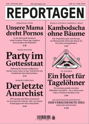 Grosse Reportagen im Taschenbuch. Herausragende Autor:innen berichten, was hinter den Kulissen des Weltgeschehens passiert. In dieser Ausgabe: - Unsere Mama dreht Pornos. In der Kleinstadt kursieren wilde Gerüchte. Wann sagt Angelina ihren Kindern die Wahrheit? Von Sebastian Stier - Party im Gottesstaat. Während die Proteste aufflammen, heiratet unser Autor in Iran. Und betritt eine Parallelwelt ohne Sittenwächter. Von Mark Rittner - Der letzte Anarchist. 1979 sprengt sich Marco Camenisch ins Gewissen der Schweiz. Was von seinem Kampf gegen den Staat übrig bleibt. Von Margrit Sprecher - Kambodscha ohne Bäume. Das Tropenholz geht nach Europa, am Mekong dreht China das Wasser ab. Ein Land wird geplündert. Von Nicola Scevola, Marzio G. Mian - Ein Hort für Tagelöhner. Wu Guichun pendelt zwischen Bibliothek und Fabrik - bis er durch seine Liebe zu Büchern berühmt wird. Von An Xiaoqin - Die historische Reportage: Der verschenkte Sieg. Auf der ersten Solo-Regatta rund um die Welt. Von Bernard Moitessier.