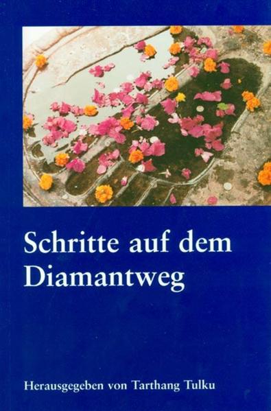 Schritte auf dem Diamantweg, herausgegeben von Tarthang Tulku, ist eine exzellente Einführung in den Vajrayana Buddhismus mit Texten von Dharma-Lehrern wie Longchenpa, Lama Mipham und anderen Lehrern der Nyingma-Schule des tibetischen Buddhismus. Der erste und zweite Teil behandelt die Übertragungslinie sowie traditionelle Lehren. Im dritten Teil nimmt Tarthang Tulku Bezug auf das moderne Leben und zeigt auf, wie die Dharma-Lehren praktiziert werden können. Schritte auf dem Dimantweg ist Teil der Cristal Mirror Serie von Dharma Publishing USA. Bei Dharma Publishing Deutschland ist aus der gleichen Serie noch der Titel Die drei Juwelen erschienen.