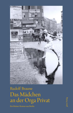 Berlin 1928. - Erna Halbe, beinahe neunzehn, ein Mädchen aus der Provinz, kommt in die Weltstadt Berlin. Zusammen mit zehn anderen Mädels arbeitet sie im Tippzimmer einer großen GmbH. Acht Stunden am Tag tippen sie hier auf ihren Schreibmaschinen und sind den Attacken und Demütigungen ihrer Vorgesetzten schutzlos ausgeliefert. Doch als ein Tippmädel entlassen werden soll, nimmt Erna den Kampf auf und wagt gegen die mächtigen Bosse einen Aufstand. Rudolf Braune zeichnet das Bild einer tapferen kleinen Schar junger Stenotypistinnen mit ihren Sorgen und Nöten, ihrer Angst vor Arbeitslosigkeit und ihrem Mut, im Trubel der Großstadt Berlin den Lebensweg zu finden und auch ein bißchen Glück - in der Liebe.