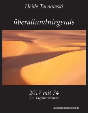 Irgendwo im Nirgendwo Süddeutschlands lebt Heide Tarnowski sommers wie winters in ihrem kleinen Haus am Waldrand. Parallel zur gegenwärtigen Flüchtlingsproblematik lässt sie dort die psychischen Schatten der eigenen Flucht aus Ostpreußen vorbeiziehen. Tagesaktuelles Geschehen mischt sich mit ihrer Vergangenheit, ihren Erinnerungen an frühere Reisen nach Polen, Palästina und Westafrika, vor allem Timbuktu. Zusammenhänge werden sichtbar, heute und damals vermischen sich zu einem bunten Bild einer seelischen Landschaft, wie sie nur ein Mensch zeichnen kann, der vorbehaltlos bereit ist, sein verborgenes Ich zu reflektieren. Mit ihrem Tagebuchroman überallundnirgends nimmt Heide Tarnowski den Leser mit in ihr inneres Erleben des Jahres 2017. Lässt man sich darauf ein, kann man in der intimen Erzählung der 74-Jährigen erkennen, wie sich die Geschichte der Welt im Leben und Erleben eines jeden einzelnen Menschen spiegelt.