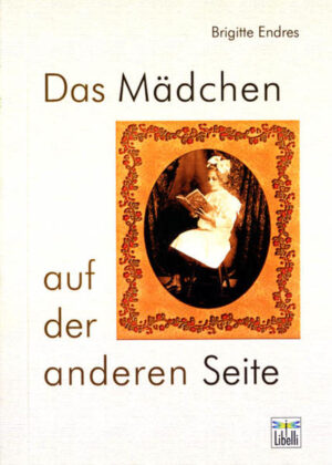 Alex verbringt die Sommerferien bei Tante Ida, die in einem uralten Haus lebt, wo es viel zu entdecken gibt. Gleich in der ersten Nacht passiert etwas sehr Geheimnisvolles. In der Rückwand des Gästezimmerschranks öffnet sich eine Tür in die Vergangenheit. Auf der anderen Seite lernt Alex das gleichaltrige Mädchen Mia kennen. Die beiden freunden sich an und erleben aufregende Ferientage im Jahr 1910. Aber eines Tages bekommen sie ein Zeichen, dass der Zauber bald enden wird. Traurig fragen sich die beiden, ob sie sich wohl jemals wiedersehen werden. Doch da gibt es noch eine sehr rätselhafte Prophezeiung. Folgendes Lehrerbegleitbuch ist erhältlich: Brigitte Endres Ideenbuch zur Klassenlektüre Das Mädchen auf der anderen Seite In diesem "Ideenbuch zur Klassenlektüre" steckt ein Feuerwerk an didaktischen Anregungen und Unterrrichtsmaterialien. Lassen Sie sich und Ihre Klasse in das wilhelminische Zeitalter entführen und zu manchem unterrichtlichen Exkurs verführen. ISBN 3-936744-09-2 190 Seiten, 20x29cm, Paperback 15,00 Euro inkl. Multiformat CD (am PC und im CD-Player abspielbar)