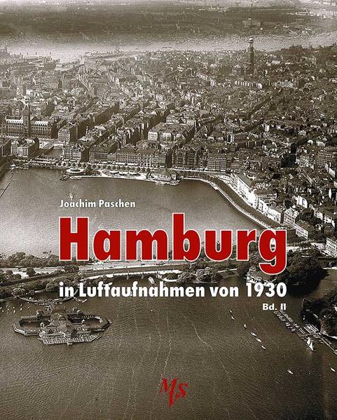 Der Blick aus der Vogelperspektive auf das unzerstörte Hamburg in Luftbildern von für damalige Zeiten unglaublicher Qualität: 1930 hat die Millionenstadt an der Elbe ein Jahrzehnt des Um- und Neubaus hinter sich. Einiges steht heute noch, aber vieles ist verschwunden, zerstört im Bombenkrieg oder abgerissen für Neubauten. Gehen Sie auf fliegerische Entdeckungsreise, und erleben Sie, wie sich Hamburg vor rund 100 Jahren als Stadt des Welthandels präsentierte. Die hochwertigen Luftaufnahmen stammen aus den Beständen der ehemaligen Landesbildstelle, ausgewählt von ihrem früheren Direktor Joachim Paschen. Es werden weite Teile Hamburgs gezeigt, neben der Innenstadt und den alten Stadtvierteln auch die Eingemeindungen von 1937. Ein besonderer Schwerpunkt liegt auf Fotos vom Hafen. Begleitende Texte erleichtern die Orientierung und erzählen die Geschichte der gezeigten Objekte. Sie sollen auch dazu ermuntern, den Überresten und den Veränderungen vor Ort aus der Froschperspektive nachzuspüren oder einfach mit aktuellen Luftbildern im Internet zu vergleichen.