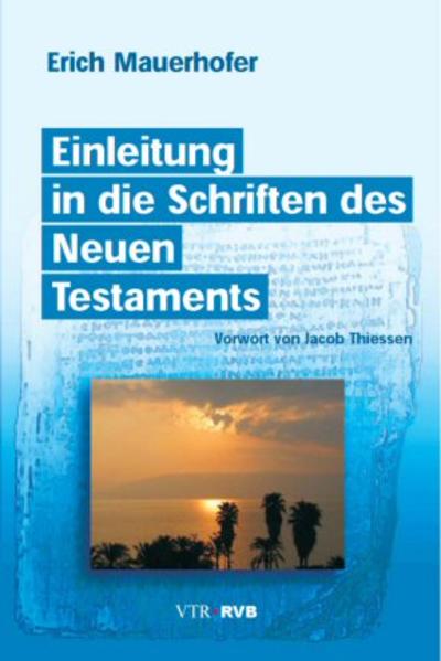 Jahrzehnte fehlte eine deutschsprachige Einleitung ins Neue Testament auf bibeltreuer Basis. Fragen zur Zuverlässigkeit des Neuen Testaments und seiner historischen Entstehungssituation wurden kaum zusammenhängend beantwortet. Bereits in der Vorlesungspraxis an der STH Basel (ehem. FETA) erprobt, liegt hiermit die Einleitung völlig neu bearbeitet und erweitert vor. Der Leser findet hier eine Fülle von Material aus neutestamentlicher Zeit bis zur heutigen Forschung. Der Verfasser stellt verschiedene Positionen übersichtlich dar und begründet seinen eigenen bibeltreuen Standpunkt. Mit ausführlichen Quellenhinweisen und sachlich nachvollziehbaren Argumentatio-nen werden dem Leser Fragen um die Entstehung der neutestamentlichen Schriften entschlüsselt. Daneben wird jeweils auch eine bibelkundliche Übersicht über die einzelnen Schriften vermittelt.-Ein Werk, das sich auch für den interessierten Laien lohnt.