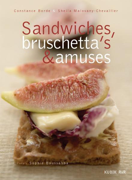 Sanwiches staan weer op het menu! Ditmaal zijn ze nóg lekkerder dan vroeger en recepten uit alle hoeken van de wereld vullen de toch al lange lijst verder aan. Sandwiches nemen niet alleen een aparte plaats in tussen topgerechten van fijnproevers en lekkerbekken, maar ook in de gastronomie. Belegde broodje of amuses doen het uitstekend op cocktail-party´s en recepties. Laat u verrassen door de revolutionaire en vindingrijke recepten van Constance en Sheila, geinspireerd op de tradities van Frankrijk, Italie, Zweden, Groot-Brittannie, de Verenigde Staten, Mexico