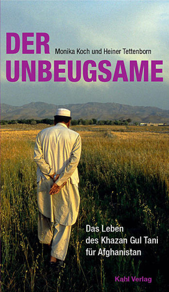 Wann er geboren ist, weiß Khazan Gul nicht. Aber er weiß, wofür er lebt: Er möchte Afghanistan befreien, durch Bildung und Landwirtschaft. Die erste Begegnung mündet in eine heftige politischen Diskussion und endet mit einer Einladung in die Provinz Khost: Einige Wochen später gehen Monika Koch und Heiner Tettenborn zusammen mit Khazan Gul durch entlegene Bergdörfer. Sie besuchen an unwahrscheinlichen Orten funktionierende Dorfschulen und kauern in einer Höhle, die er zum Schutz vor den Bomben der Sowjetarmee gegraben hat. Auf Autofahrten, beim Tee und an langen Abenden ohne Fernsehen und Internet erzählt er ihnen von seiner Kindheit in großer Armut, dem Studium in Deutschland, dem Guerillakampf gegen die sowjetische Besatzung, Landwirtschaftsprojekten, Schulgründungen als Erziehungsminister und seinen neuen Plänen und Visionen für Afghanistan. Monika Koch und Heiner Tettenborn können kaum glauben, dass die Erlebnisse von Khazan Gul in einem einzigen Leben Platz haben. Fasziniert beginnen sie, seine Schilderungen und ihre Reisen mit ihm aufzuzeichnen.