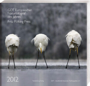 Europäischer Naturfotograf des Jahres 2012 Knapp 900 Fotografen, fast 12500 Bilder – Zahlen, die eindrucksvoll belegen, welche Wertschätzung die Wettbewerbe „GDT Europäischer Naturfotograf des Jahres“ und „Fritz-Pölking-Preis“ in den vergangenen Jahren bei den besten Naturfotografen des Kontinents erworben haben. Seit dem Jahr 2000 prämiert die GDT (Gesellschaft Deutscher Tierfotgrafen e.V.) einzigartige und innovative Natur¬fotografien aus den Kameras europäischer Profi- und Hobbyfotografen. Mit Stolz präsentiert die GDT in jedem Jahr anlässlich der Eröffnung der gleichnamigen Ausstellung beim Internationalen Naturfoto-Festival in Lünen einen hochwertigen Katalog. In diesem Jahr zeigt er auf über 140 Seiten die prämierten Aufnahmen von 71 Fotografen aus 16 europäischen Ländern. Die fantastischen Bilder sollen nicht nur Beispiel sein für die außergewöhnliche Qualität europäischer Naturfotografie