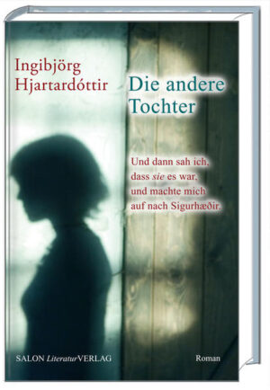 „Ich war draußen im Schafstall beim Füttern, völlig ahnungslos, als es mir ganz plötzlich durch den Kopf schoss. Wie eine Offenbarung.“ Neun Jahre lebt die im Roman namenlose Journalisitn nun bereits auf dem Bauernhof Sigurhæðir. Jetzt, beim Füttern der Schafe, begreift sie, wie alles zusammenhängt: Die Geiselnahme des Bauern Fridrik, den sie später geheiratet und der sie in einer Neujahrsnacht wieder verlassen hat. Die spätere Verzweiflungstat des Ladenbesitzers Lalli. Die Abhängigkeiten der Menschen in diesem kleinen Tal im Norden Islands. Über viele dieser Vorgänge hat die Journalistin Interviews geführt. Doch erst beim Anblick der Schafe erkennt sie, dass alles mit der Magd zu tun hat, die einst auf Sigurhæðir arbeitete…