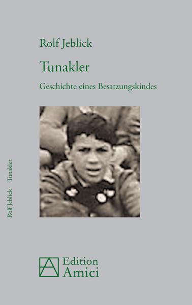 Der Autor erzählt die wahre - vielleicht prototypische - Geschichte eines Besatzungskindes, das in der Nachkriegszeit in einem kleinen Dorf bei Pflegeeltern aufwuchs. Die Mutter starb, als der Junge ein halbes Jahr alt war. Den Vater, einen französischer Soldat tunesischer Herkunft, hat man nach der Geburt des Knaben verhaftet, er wurde nie mehr gesehen. In ergreifender Schlichtheit, mit einer lapidaren, spröden und unmittelbaren Sprache, wird von der schweren Zeit des Kindes berichtet, das aufgrund seines fremdartigen Aussehens den Vorurteilen der Dorfbewohner und der unbarmherzigen Erziehung seiner rohen Pfleegeeltern ausgesetzt ist. Trotz allem gelingt es dem Kind, sich an den wenigen glücklichen Momenten seiner Jugend zu erfreuen und gegen alle Widrigkeiten seinen Weg in ein unabhängiges Leben als Erwachsener zu schaffen, ohne zu zerbrechen oder zu verbittern.