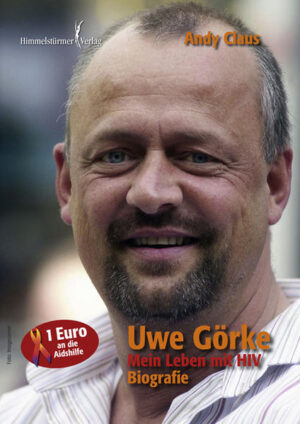 Das Buch gibt Einblick in das Leben des selbst seit fast fünfzehn Jahren HIV-positiven Aidsaktivisten Uwe Görke. Es erzählt die Geschichte eines Betroffenen, will Mut machen und informieren. Für jeden ist der Tag der Diagnose sehr persönlich. Egal, was er gehört hat und zu wissen glaubt, in diesem Moment wird plötzlich alles anders. Nicht jeder ist dann bereit, offensiv damit umzugehen, die Öffentlichkeit zu suchen. Keine andere Diagnose wird so von Selbstvorwürfen, Zweifeln und Anklagen begleitet. Bin ich selbst schuld? Hab ich es vielleicht sogar verdient? Das darf niemand erfahren! Das zieht oft den Rückzug nach sich, die Trennung von Freunden und Familie, aber auch Alkohol- und Drogenexzesse, nur um zu vergessen - ganz nach dem Motto, jetzt ist eh schon alles egal. Es ist dieser Punkt, an dem Uwe Görke seit acht Jahren zum Ansprechpartner wird, denn er erreicht die Menschen dort, wo sie sich in dieser schwierigen Zeit vielleicht verkriechen - daheim am PC. Die Schwellenangst fällt weg, sie reden offen über ihre Situation und ihre Ängste. Und oft können sie Uwes Botschaft annehmen - dass das Leben, wenn auch anders, weitergehen wird. Er selbst und sein Virus „Tim“ sind der überzeugendste Beweis dafür. In diesem Buch erzählt Uwe Görke von sich, seinen Freunden, den Menschen, die ihn ein Stück weit begleiteten und Prominenten, denen er im Lauf der Zeit begegnete. Er verschweigt auch die Rückschläge nicht, nach denen er sich stets wieder aufraffen konnte. Das Buch soll Ratgeber sein, aber auch eine Würdigung der Arbeit eines privaten AIDS-Aktivisten, die aus unverständlichen Gründen leider viel zu oft zu kurz kommt.