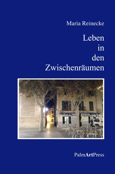 „Nicht der Ablauf der Dinge ist ihr Wert, sondern was sich zwischen ihnen ereignet.“ Dieses Zitat von Maria Reinecke gilt auch für ihren Roman „Leben in den Zwischenräumen“, der jetzt in neuer, überarbeiteter Form/Fassung auf Deutschund in amerikanischer Übersetzung vorliegt: nicht der Ablauf der Handlung steht im Vordergrund, sondern was sich in den raumzeitlichen Zwischenräumen des Erzählten vollzieht, gewinnt Bedeutung: feinste Wahrnehmungen, Empfindungen der beiden Protagonistinnen Marie und Anne - oder ist es nur eine, die sich in der anderen spiegelt? - stehen als verdichtete Ruhepunkte in und neben dem dramatischen Geschehen