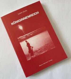 „Orte, vertraut: die Nr. 75 Plattenläden das Underground überall dort, wo Musik lief die Gardens die Straßen ab und zu noch Andys Proberaum Umarmungen“ Zwei junge Frauen treffen in einem Park aufeinander - so beginnt ihre gemeinsame Suche nach dem eigenen Leben. Einem Leben ohne Verpflichtungen, ohne Verzicht, ohne Kompromiss. Dabei wechseln Schlafplätze, Begegnungen und Eindrücke: durchdiskutierte Stunden mit Ian, Marlas Strahlen, Nächte auf den Beinen, Davids Worte, ausgesprochen an einem Ort hoch über der Stadt. Doch führt jedes Suchen zu einem Finden? Eine Geschichte über die Sehnsucht nach Verbindung und Freiheit.