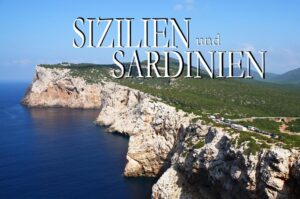 Jeder Besucher Siziliens und Sardiniens kehrt mit unvergesslichen Eindrücken nach Hause zurück. Die malerischen Küsten und Küstenorte, die beeindruckende Landschaft, die zahllosen Zeugnisse einer wechselvollen Vergangenheit – sie hinterlassen einen bleibenden Eindruck. Dieser Bildband soll seinen Leserinnen und Lesern einen Zugang zu dieser faszinierenden Welt ermöglichen.