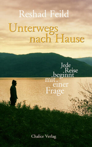 In diesem dritten Teil seiner autobiografischen Trilogie rundet der Autor die Erzählung der ersten beiden Bände, 'Die letzte Schranke - Ich ging den Weg des Derwischs' und 'Wissen, dass wir geliebt sind', mit einer bunten Sammlung von Geschichten ab, die vorangegangene und spätere Stationen seiner jahrzehntelangen Suche nach der Wahrheit und dem Sinn des Lebens auf der Erde ebenso hintergründig wie humorvoll schildern. Wir begleiten ihn auf seinen Reisen zu spirituellen Zentren und zu esoterischen Schulen nach Kanada, den Vereinigten Staaten, Mexiko, England, Deutschland oder Südfrankreich. Dabei begegnen uns weitere eindrückliche und geheimnisvolle Gestalten - ein afghanischer Derwischkoch, ein milliardenschwerer Alchimist, ein indianischer Flötenmacher, eine bezaubernde Hollywood-Schauspielerin, ein entflohener Strafgefangener und viele andere - sowie bekannte Mystiker und Lehrer wie Mikhael Aivanhov, Pir Vilayat Inayat Khan oder E.J. Gold. Diese vom Leben geschriebenen Geschichten bieten uns farbige Einblicke in die innere Essenz des Sufismus, aber auch in die spirituellen Traditionen der Hopi-Indianer oder der Zigeuner, und lehrreiche Ausführungen über Transformation, Geomantie oder die Heilkunst und über 'die Weisheit der Unbeständigkeit'. 'Ich schreibe in Bildern, die meine Leser, wie ich hoffe, ohne endgültige Antwort zurücklassen, dafür aber mit einer ewigen Frage - mit jener Frage, die das Blut in unseren Adern bewegt. Schließlich gibt es keine Antworten