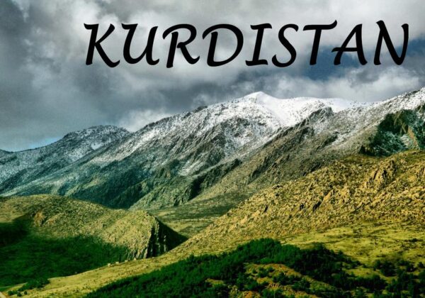 Der Bildband Kurdistan ist ein ideales Geschenk für jeden, der diese Region in Asien liebt. In vielen Bildern wird Kurdistan vorgestellt, ergänzt um zahlreiche Informationen zu Geschichte und Gegenwart.