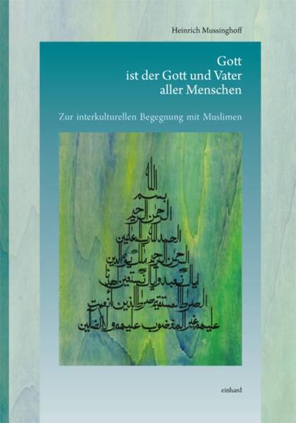 Der emeritierte Bischof Heinrich Mussinghoff lässt uns in diesem Buch an seinen Gedanken zum interreligiösen und interkulturellen Dialog mit Muslimen teilhaben. Es ist ein sehr persönlicher Beitrag zum Frieden, zwischen Völkern und Mentalitäten, armen Ländern und entwickelten Nationen, Weltanschauungsgruppen und säkularen Menschen. In 8 Kapiteln und mit 10 Abbildungen der Kalligraphien von Shalid Alam zeichnet der Autor den Weg des Dialogs von der Ansprache Papst Johannes Paul II in Casablanca 1985 bis zur Vorlesung in der Grand Mosque Hall im Oman im Jahr 2011.