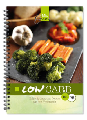 In diesem Buch finden Sie wunderbare Ideen für kohlenhydratarme Suppen, Hauptmahlzeiten und Snacks. Neben jedem Rezept finden Sie ein ansprechendes Bild mit Nährwertangaben pro Portion. Ihre Low-Carb-Küche wird durch z.B. Schweinefilet in Balsamicosoße, Salat mit Ricottanocken oder ein Low-Carb-Ballaststoffbrot bereichert. Auf Süßes müssen Sie ebenfalls nicht verzichten: Gebäck wie Marmorkuchen und Haselnusswaffeln sowie Tiramisu halten sogar nach diesen Rezepten das "Kohlenhydrat-Konto" niedrig. Alle Rezept sind sowohl für den Thermomix TM31 als auch für den TM5.