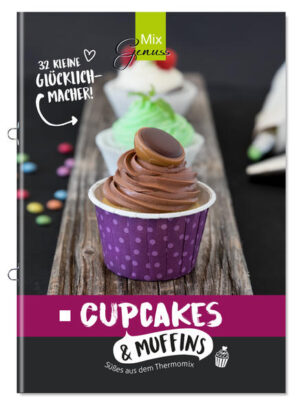 Kennt Ihr das? Jemand sagt: Ich bring Muffins mit! Und Ihr denkt sofort: Ach nein! Keine trockenen Muffins! Und Cupcakes? Viel zu viel Aufwand. Mir ging es genau so. Aber nein! Mit diesen Rezepten werdet ihr zum Cupcake- & Muffin-Liebhaber. Garantiert! Die saftig, süßen und umwerfenden Kreationen verzaubern Eure Gäste und ihr werdet zur neuen Backqueen gekrönt! Aber einen Nachteil hat das Ganze: Ihr müsst auf Festen und Feiern künftig nur noch Muffins und Cupcakes mitbringen. Rezeptübersicht: Giotto Muffins Schokobon Muffins Toffifee Cupcakes Rocher Cupcakes Bueno Cupcakes Raffaelo Cupcakes Oreo Cupcakes Schokobon Cupcakes Tiramisu Cupcakes Karamell Cupcakes Einhorn Cupcakes Yogurette Cupcakes Panda Cupcakes Beach Cupcakes Waffelbecher Cupcakes Cini Minis Cupcakes Heidelbeer Cupcakes Erdbeer-Kokos-Cupcakes Hugo Cupcakes Aftereight Cupcakes Nutella Cupcakes Piñata Cupcakes Karotten Muffins Saftige Schoko-Muffins Käsekuchen Muffins Marmor-Kirsch-Muffins Gebrannte Mandeln Cupcakes Brownie Cupcakes Maulwurf Muffins Haselnuss Muffins Piña Colada Muffins Bienenstich Cupcakes