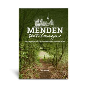 Für Mendener und alle, die die Stadt und ihre naturnahe Umgebung entdecken möchten, hat Iris Knaak einen einzigartigen Reiseführer geschaffen. Die gebürtige Mendenerin weiß ihre Heimatstadt zu schätzen. Sie kennt die spannendsten Orte, die besten Geschichten der Menschen und die lauschigsten Plätze im Grünen. Die zahlreichen Wanderrouten, die einen großen Teil dieses einmaligen Stadtführers ausmachen, sind von Iris Knaak höchstpersönlich auf Erlebnis-Garantie geprüft. Gehen Sie also auf eine Reise durch die historischen Gassen, durchzogen von geschichtsträchtigen Museen, beeindruckender Architektur, vergessenem Handwerk und bezaubernder Kunst. Entdecken Sie das Tag- und Nachtleben von Menden und lassen sich von kulinarischen und kulturellen Highlights verwöhnen, vor allem von der Natur der Stadt Menden und ihrer umliegenden Gemeinden.