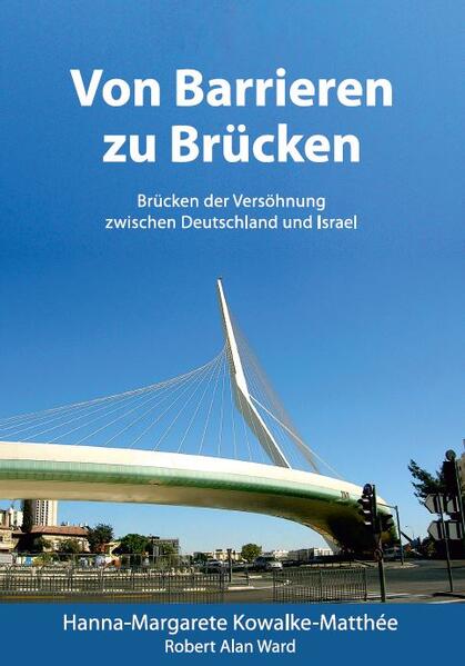 „Eines Tages schlug ich zu Hause mein hebräisches Lehrbuch auf und fand ein Straßenbild aus Tel Aviv. Plötzlich machte mich ein Gedanke ganz betroffen: Die Leute auf dieser Straße mussten erfahren, dass Gott sie liebt. Er schickte den Messias auch für diese Menschen auf die Erde. Aber wie können sie von Jesus erfahren? Sollen sie es von mir hören? Aber - ich bin doch eine Deutsche. Obwohl ich erst nach dem Holocaust geboren wurde, fühle ich wie viele andere in meiner Generation eine Last von Schuld, Scham und Schande. Würde meine Botschaft vom Messias an meinem Deutschsein scheitern? Wie konnte ich eine Brücke bauen, um diese Barriere zu überwinden?“ Eine wundervolle und sehr persönliche Biographie über das außergewöhnliche Zeugnis einer gewöhnlichen, ganz feinen Dame der Nachkriegszeit.