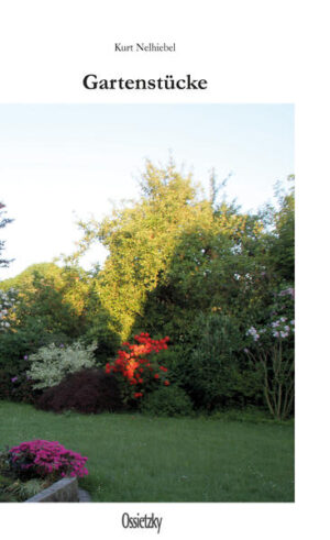 An zwei oder drei Tagen im Jahr fällt in aller Frühe ein Sonnenstrahl zwischen zwei Hausgiebeln in meinen Garten. Dort trifft er auf eine rote Azalee, die dann wie von selbst zu leuchten beginnt und die Schatten der Nacht unter die Büsche verscheucht. Ein kräftiger Regenguss hat in diesem Jahr etwas nachgeholfen und den Blütenstaub des Apfelbaums rechtzeitig abgewaschen. Dem großen Rhododendron hat die Dusche auch wohlgetan, jedenfalls sind einige Knospen, die noch am Tag davor den Anschein erweckten, der Strauch liege noch im winterlichen Tiefschlaf, wie bei einem tiefen Atemzug aufgeplatzt. Die gelbe Azalee, die sonst um diese Zeit den ganzen Garten duften lässt, als stünden überall im Verborgenen geöffnete Gläser mit Honig herum, begnügt sich dieses Mal mit einer bescheidenen Vorstellung und belässt es bei zwei allerdings prächtigen Blüten.