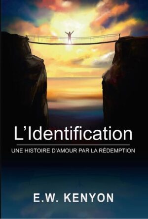 Cela veut dire que nous sommes entièrement unis à Lui dans le sacrifice par lequel Il s’est substitué à nous. ? L’enseignement de l’identification constitue l’aspect juridique de la rédemption. Il nous dévoile ce que Dieu a accompli pour nous en Christ depuis l’instant où Il est monté sur la croix jusqu’à ce qu’Il ait pris Sa place à la droite du Père. Christ s’est attaché à nous dans le péché, afin que nous nous unissions à Lui dans la justice. Il est devenu ce que nous étions, pour que nous devenions tel qu’Il est à l’heure actuelle. Il s’agit d’une double union