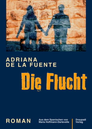 Argentinien, 24. März 1976. Elena und Fran, 19 Jahre alt und frisch verheiratet, ist der Kühlschrank kaputt gegangen. Außerdem hat das Militär geputscht. Kein Grund zur Sorge: „Für mich wird sich nichts ändern“, sagt Fran zu seiner Frau, „und für dich, Elena, schon gar nicht“. Selten hat jemand sich derart getäuscht. So beginnt Die Flucht. Dieser Bildungsroman, der auf realen Erlebnissen beruht, schildert eine ungeplante, höchst wechselhafte Reise, eine abenteuerliche Suche nach Zuflucht. Zwei junge Menschen ziehen durch das Südamerika der Siebzigerjahre, nur von ihrem Lebenshunger und dem Wunsch, zusammen zu bleiben, angetrieben. Naiv und mit Anflügen von Humor und Melancholie erzählt Elena, das Alter Ego der Autorin Adriana de la Fuente, von der gemeinsamen Odyssee, von Entwurzelung und nacktem Überleben, von einem Weg voller skurriler Wendungen, schlechter und guter Entscheidungen, überraschender Zufälle, Verluste und Begegnungen … von einer gefahrvollen Reise ins Leben.