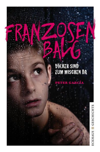 Der Sohn eines alliierten Besatzungssoldaten erlebt Rassismus und Gewalt innerhalb und außerhalb seiner deutschen Familie. Man schimpft ihn Franzosenbalg, Judenbengel, nordafrikanischer Bastard, Kümmeltürke und Kanake. Mit 14 Jahren erfährt er, woher sein leiblicher Vater stammt. Da drei Länder beteiligt sind, erschwert das seine Vatersuche, die ein Vierteljahrhundert dauert. Auf dem langen Weg zur Klärung seiner Identität zieht er ins Ausland, gerät an einen dämonischen Demagogen, wird Kommunist und Dritte-Welt-Fan und erforscht die bunte Mischung seiner Vorfahren. Das Buch gewährt einen kritischen Blick auf die Deutschen aus der Perspektive eines Feindeskindes. Gleichzeitig ist es ein Beitrag zur aktuellen Zuwanderer- und Flüchtlingsdebatte.