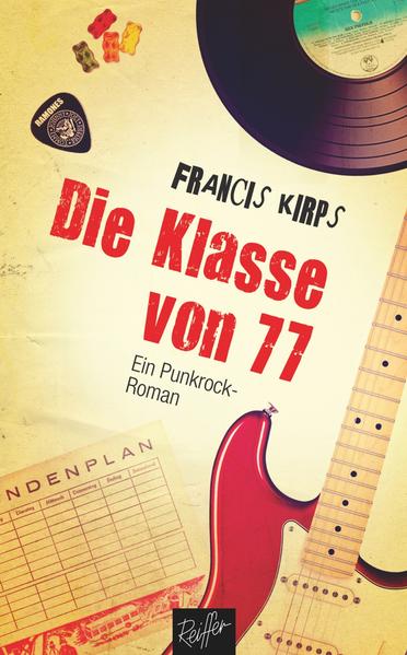 Wir schreiben das Jahr 1977. In einem verschlafenen Nest irgendwo in der Provinz geht das Leben seinen gewohnten, langweiligen Gang. Das ändert sich, als das erste Album der Ramones den Weg ins Kinderzimmer unseres neunjährigen Helden findet. Von nun an ist nichts mehr so, wie es war. Die neue Musik aus New York wirkt wie ein Weckruf, ein Signal zum Aufbruch aus der Provinz. Zusammen mit seinem besten Freund Ralphie und dem Schulschwänzer Krusti gründet er seine eigene Band, und die drei Jungs treten an, um der Welt zu zeigen, dass auch Viertklässler Punkrock spielen können. Aber die Hürden, die sie nehmen müssen, sind hoch: Woher bekommen sie Instrumente? Wie schreibt man griffige Punktexte? Wo findet sich ein geeigneter Proberaum? Und vor allem: Wie verhindert man, dass Eltern und Lehrer sich einmischen und alles kaputtmachen? Im Jahr 2016 feiert Punk seinen vierzigsten Geburtstag. Diese Geschichte führt uns zurück in die Zeit, als er noch in den Kinderschuhen steckte, und das im wahrsten Sinn des Wortes. Man stelle sich Tom Sawyer und Huckleberry Finn als Dorfpunks vor. »Die Klasse von 77« ist eine schillernde Pop-Satire, ein Coming-of-Age-Roman der etwas anderen Art, urkomisch, laut und schnell. Wie Punkrock eben. Auf seinem Weg zum Punk-Olymp bekommt das eigensinnige Trio es unter anderem mit einem merkwürdigen Krautrock-Kaplan zu tun, einem geschäftstüchtigen Hausmeister und den neugierigen Mädchen vom Enid-Blyton-Club. Am Ende treffen sie sogar auf eine vergessene Hippie-Kommune. Und immer steht die Frage im Raum: Wird irgendwann eine Plattenfirma aus London anklopfen und die Band unter Vertrag nehmen? Wird sich der Traum von der internationalen Karriere erfüllen? »Bin nicht klein«, entgegnete Ralphie. »Bekommst du die Finger um das Griffbrett?«, fragte der Kaplan. »Das klappt. Aber das Ding ist einfach zu schwer für mich.« »Dann wirst du eben im Sitzen spielen müssen«, stellte Kaplan Müller fest. »Sitzen ist aber nicht Punkrock«, widersprach ich. »Ich wachse bestimmt noch ein wenig«, sagte Ralphie kläglich. »Soviel Zeit haben wir nicht«, riefen Jean-Baptiste und ich im Chor. Francis Kirps erhielt 2020 für sein Buch »Die Mutationen« den Literaturpreis der Europäischen Union und den »Prix Servais« für die beste Neuerscheinung in Luxemburg.