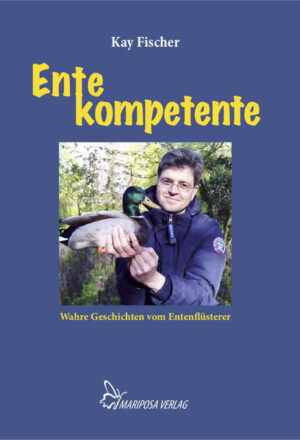 Seit mehr als 15 Jahren beobachtet Kay Fischer zu jeder Jahreszeit Enten in einem Berliner Stadtpark. Inzwischen nennt man ihn den „Entenflüsterer“. Einige Enten begleitete er ihr Leben lang. Zweimal vertraute ihm eine Entenmutter sogar ihre Küken an. Ente Maus, Stürmi, Niedlichguck, Adalbert, Humpli und Radieschen - sie alle haben ihre besondere Geschichte. Aber wie genau leben sie? Welche Anekdoten gibt es und was sind ihre Geheimnisse? Kay Fischer gibt Einblicke in eine unbekannte Welt.