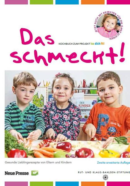 "Das mag ich nicht!" Eltern kennen diesen Satz meist nur zu gut. Dieses Kochbuch hilft. Es macht aus kleinen Schmollmündern am Esstisch begeisterte Kindergesichter. „Das schmeckt!“ präsentiert mehr als 90 Lieblingsrezepte von Familien – lecker, gesund und einfach in der Zubereitung. Zugleich dokumentiert dieses Buch das Projekt iss dich fit!, ein Angebot der Landeshauptstadt Hannover für Kindertagesstätten und Schulen, das von der Rut- und Klaus-Bahlsen-Stiftung finanziert und von Friedrich Soretz und seinem Team durchgeführt wird. Eltern und Kinder lernen dabei, wie einfach es ist, sich ausgewogen zu ernähren, und wie viel Spaß es macht, selbst zu kochen. Probieren Sie es doch einmal. Auch Sie werden dann hören: "Das schmeckt!