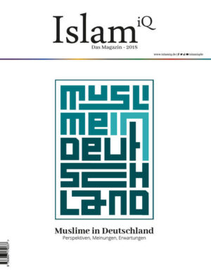 Das IslamiQ Magazin dokumentiert die Islamdebatten in Deutschland. Die Auswahl der IslamiQ-Redaktion konzentriert sich dabei auf die Debatten der letzten Jahre. Verfasst wurden Beiträge und Interviews von muslimischen wie nichtmuslimischen Autoren. Anlass des Printmagazins ist das fünfjährige Jubiläum des Nachrichten und Debattenmagazins islamiq.de.