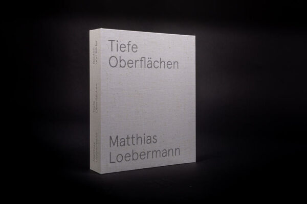 Matthias Löbermann - Tiefe Oberflächen | Bundesamt für magische Wesen